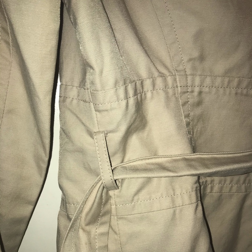 Cream coat - Picture 7 of 7